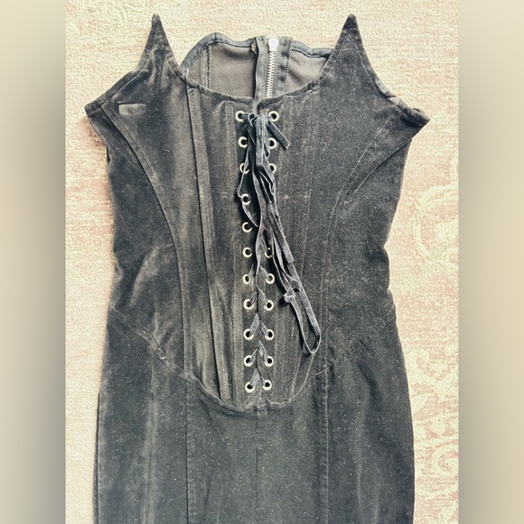 LIP SERVICE Velvet Morticia dress - Picture 3 of 11